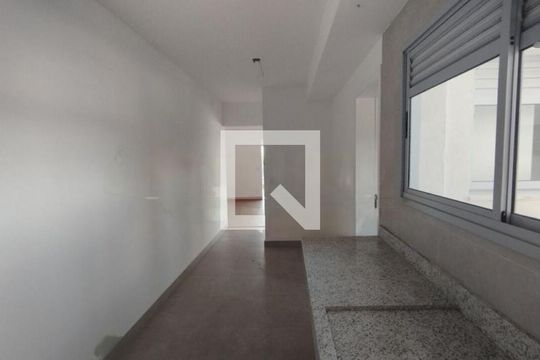 Apartamento à venda com 3 quartos, 155m² em Vila Sofia, São Paulo