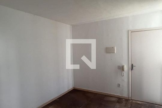 Quarto de apartamento para alugar com 2 quartos, 60m² em Ipiranga, Nova Iguaçu