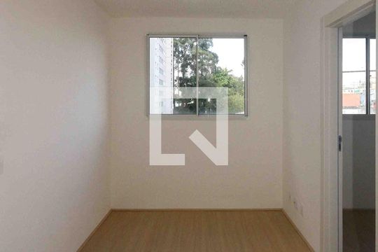 Sala de apartamento para alugar com 2 quartos, 38m² em Cidade São Mateus, São Paulo
