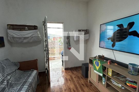 Sala de casa à venda com 4 quartos, 136m² em Tomás Coelho, Rio de Janeiro