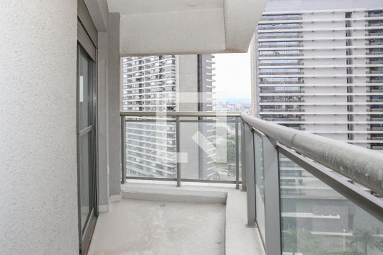 Sacada de apartamento para alugar com 3 quartos, 136m² em Água Branca, São Paulo