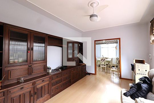 Sala de apartamento à venda com 3 quartos, 122m² em Independência, Porto Alegre