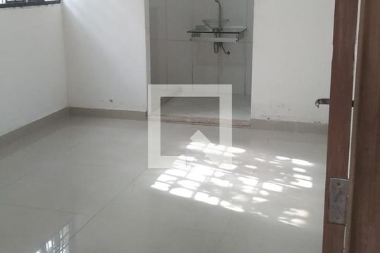 Sala de casa à venda com 3 quartos, 241m² em Campo Grande, Rio de Janeiro