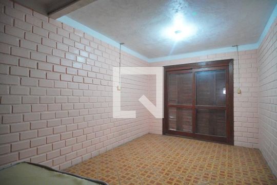 Quarto 2 de casa para alugar com 2 quartos, 200m² em Santos Dumont, São Leopoldo