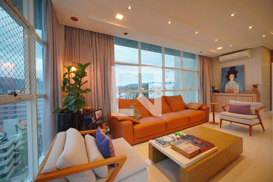 Sala de apartamento para alugar com 4 quartos, 272m² em Agronômica, Florianópolis
