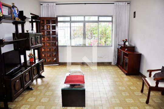Sala de casa à venda com 4 quartos, 168m² em Vila Piaui, São Paulo
