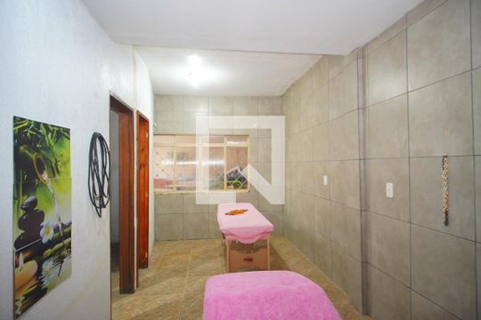 Quarto 1 de casa à venda com 4 quartos, 240m² em Santa Rosa de Lima, Porto Alegre