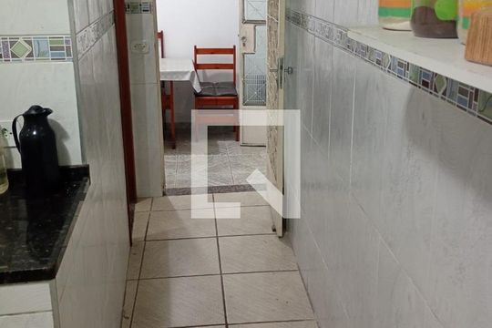 Casa para alugar com 2 quartos, 100m² em Anchieta, Nilópolis