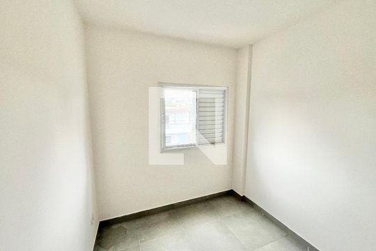Quarto 1 de apartamento para alugar com 2 quartos, 40m² em Jardim Primavera, São Paulo