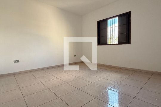 Quarto de casa à venda com 3 quartos, 140m² em Vila Oratorio, São Paulo