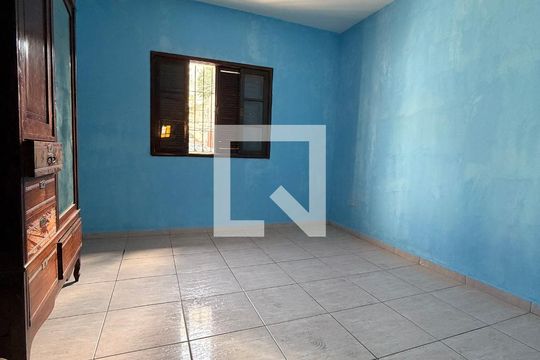 Quarto de casa à venda com 3 quartos, 140m² em Vila Oratorio, São Paulo