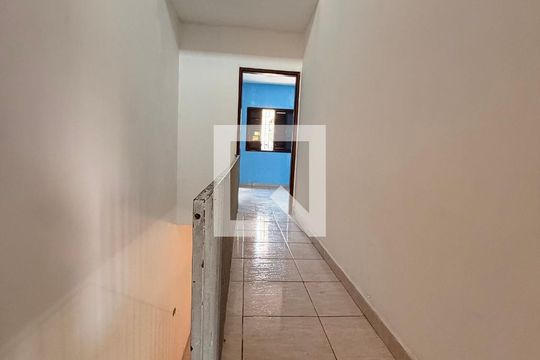 Corredor de casa à venda com 3 quartos, 140m² em Vila Oratorio, São Paulo