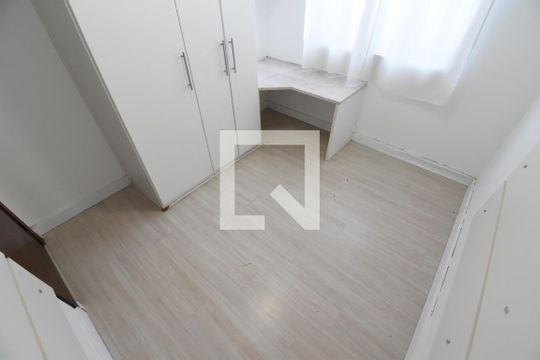 Quarto 3 de casa à venda com 4 quartos, 185m² em Xaxim, Curitiba