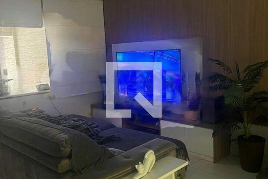 Casa à venda com 3 quartos, 150m² em Jardim Floresta, São Paulo