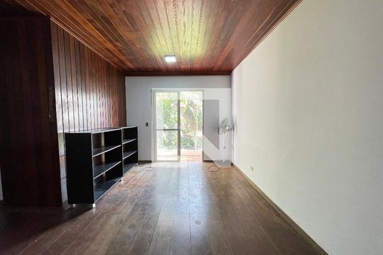 Apartamento para alugar com 3 quartos, 73m² em Vila Universitaria, São Paulo