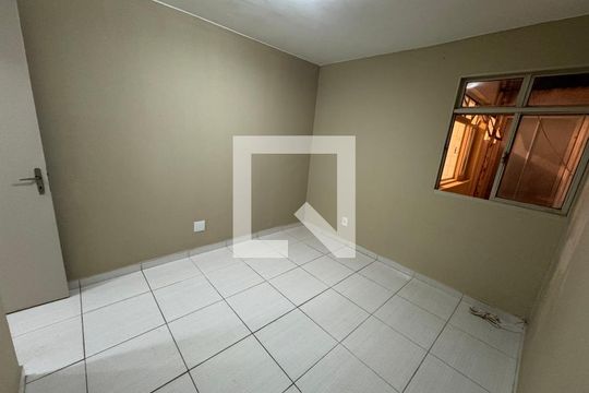 Quarto 2 de apartamento à venda com 2 quartos, 69m² em Núcleo Bandeirante, Brasília