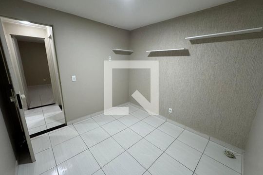 Quarto 1 de apartamento à venda com 2 quartos, 69m² em Núcleo Bandeirante, Brasília