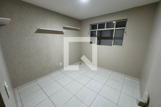 Quarto 1 de apartamento à venda com 2 quartos, 69m² em Núcleo Bandeirante, Brasília