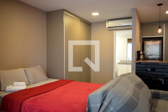 Estúdio de kitnet/studio para alugar com 1 quarto, 42m² em Sumarezinho, São Paulo