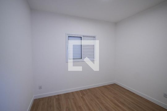 Quarto Suíte de apartamento para alugar com 2 quartos, 63m² em Campestre, Santo André