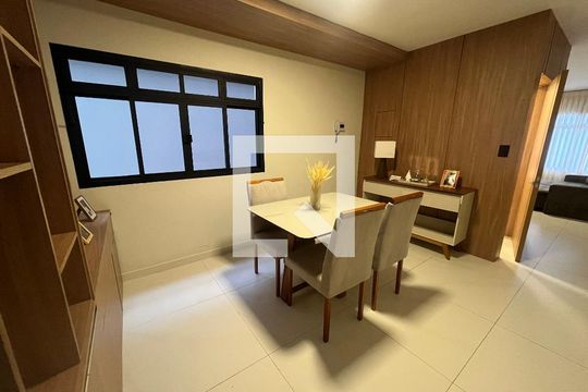Sala de Jantar de casa à venda com 3 quartos, 210m² em Parada Inglesa, São Paulo