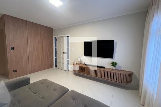 Sala de casa à venda com 3 quartos, 210m² em Parada Inglesa, São Paulo
