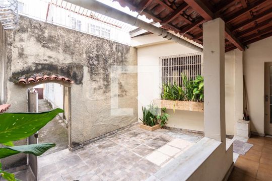 Varanda  de casa à venda com 3 quartos, 120m² em Andaraí, Rio de Janeiro