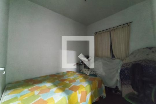 Quarto de apartamento à venda com 2 quartos, 48m² em Heliópolis, Belo Horizonte