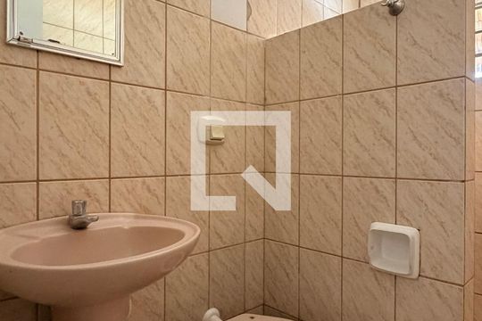Banheiro de casa para alugar com 2 quartos, 430m² em Setor Pedro Ludovico, Goiânia