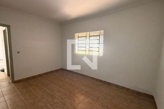 Quarto 1 de casa para alugar com 2 quartos, 430m² em Setor Pedro Ludovico, Goiânia