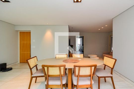 Sala Ambientes de apartamento à venda com 3 quartos, 138m² em Savassi, Belo Horizonte