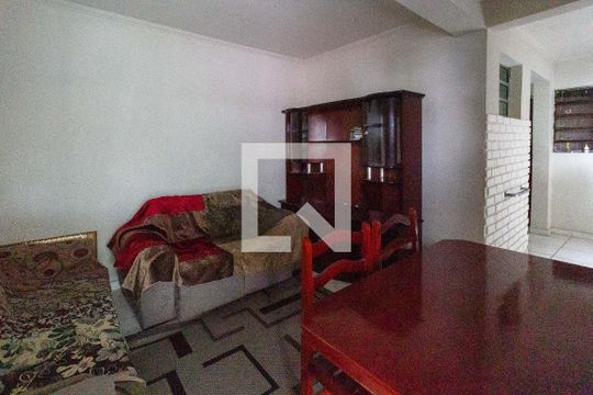 Sala de casa à venda com 5 quartos, 154m² em Jardim Rosa de Franca, Guarulhos