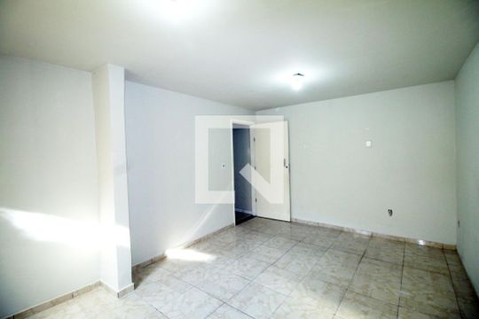 Quarto 1 de casa para alugar com 2 quartos, 70m² em Vila da Penha, Rio de Janeiro