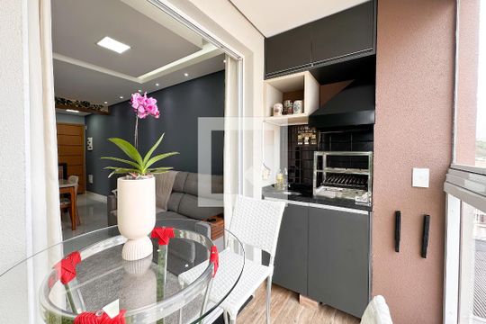 Sacada de apartamento à venda com 2 quartos, 52m² em Santa Terezinha, São Bernardo do Campo