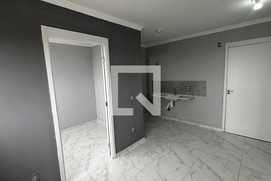 Sala de apartamento à venda com 2 quartos, 32m² em Parque Erasmo Assunção, Santo André