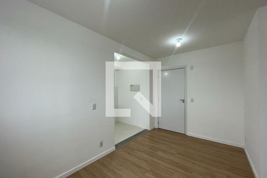 Apartamento à venda com 2 quartos, 45m² em Feitoria, São Leopoldo