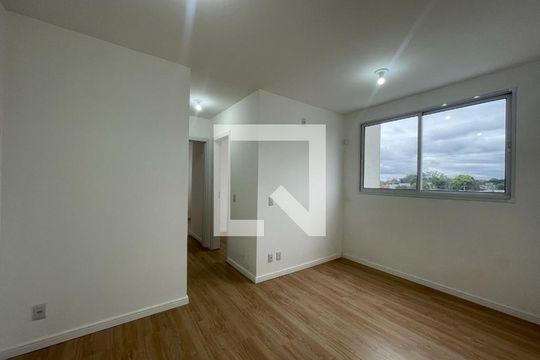 Apartamento à venda com 2 quartos, 45m² em Feitoria, São Leopoldo