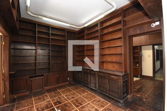 Sala 2 de casa para alugar com 5 quartos, 420m² em Centro, Curitiba
