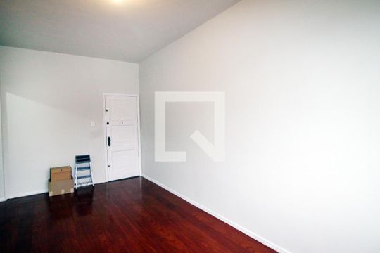 Sala de apartamento à venda com 3 quartos, 68m² em Penha, Rio de Janeiro