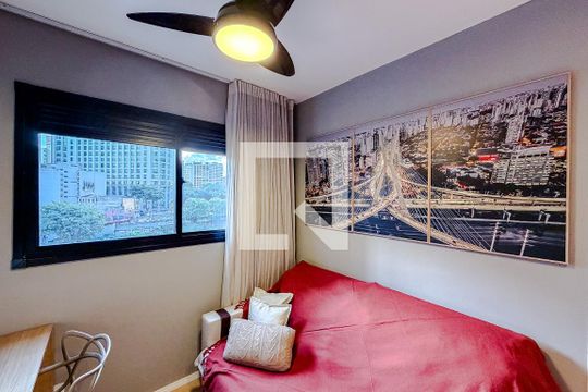 Sala de kitnet/studio para alugar com 1 quarto, 24m² em Sé, São Paulo