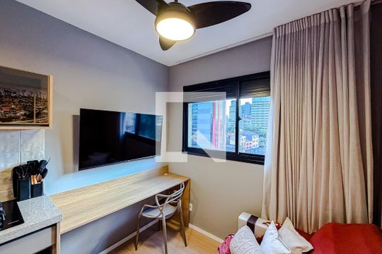 Sala de kitnet/studio para alugar com 1 quarto, 24m² em Sé, São Paulo