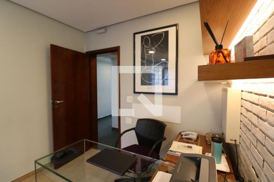 Sala 1 de casa para alugar com 3 quartos, 187m² em Planalto Paulista, São Paulo