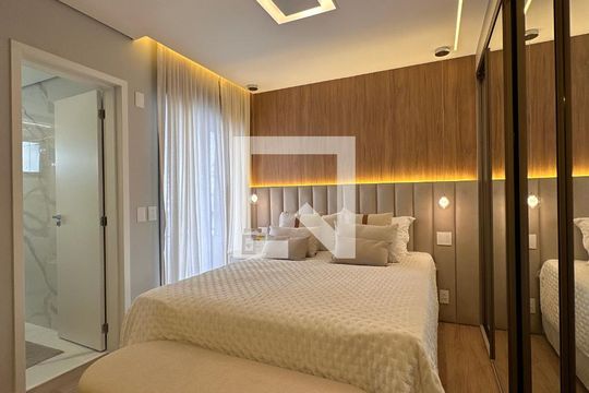 Quarto de apartamento à venda com 3 quartos, 153m² em Jardim, Santo André