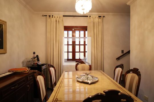 Casa à venda com 4 quartos, 170m² em Campo Grande, São Paulo