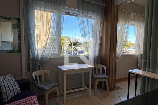 Apartamento para alugar com 1 quarto, 30m² em Embaré, Santos