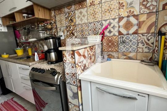 Cozinha de apartamento para alugar com 2 quartos, 49m² em Campo Grande, Rio de Janeiro