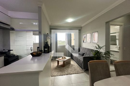 Sala de apartamento à venda com 2 quartos, 51m² em Vila Sao Joao, Barueri