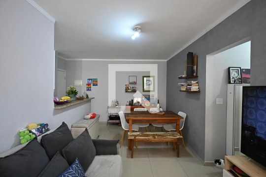 Sala de apartamento para alugar com 2 quartos, 70m² em Chácara Agrindus, Taboão da Serra