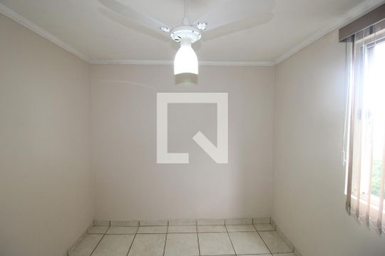 Quarto 1 de apartamento para alugar com 2 quartos, 47m² em Cidade Tiradentes, São Paulo