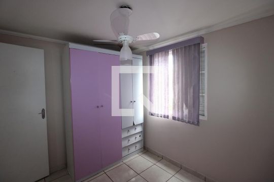 Quarto 2 de apartamento para alugar com 2 quartos, 47m² em Cidade Tiradentes, São Paulo